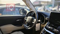 تۆیۆتا لاند کروزەر